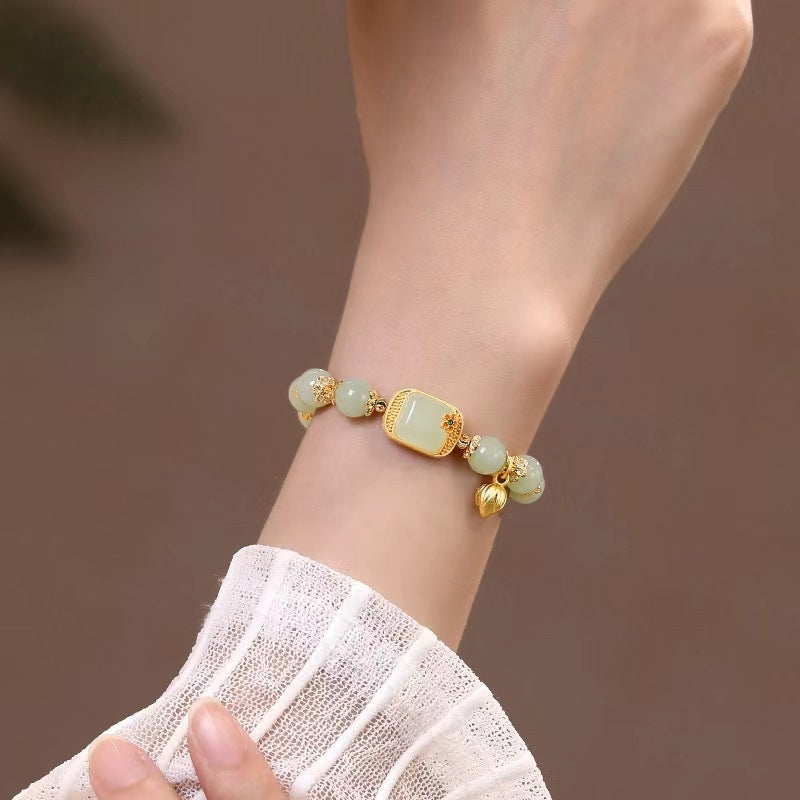 Hotan Jade Perlenarmband